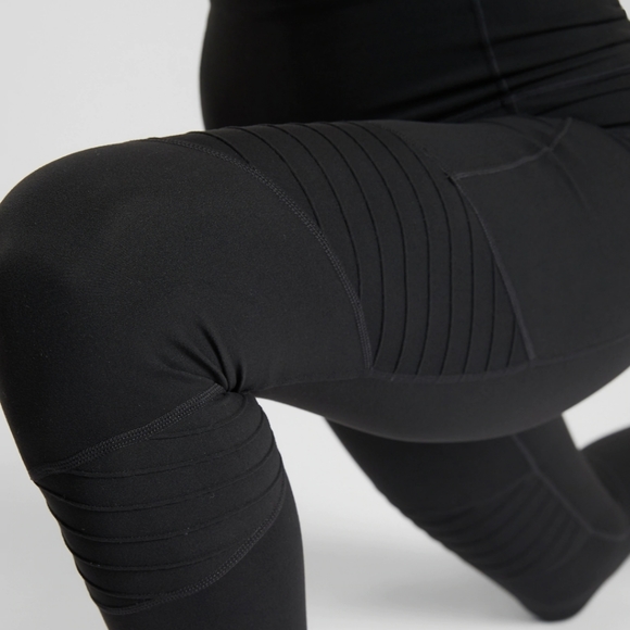 NWT Athleta Inclination Moto Tight - Picture 2 of 10